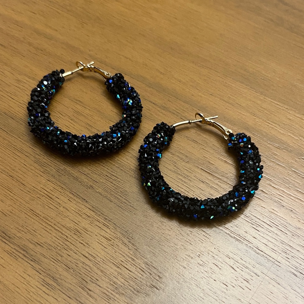 Chic Black and Blue Beaded Hoop Earrings